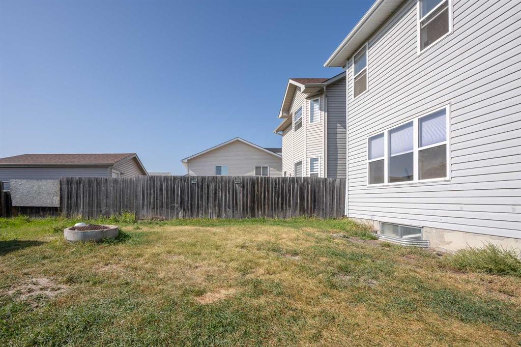 100 Tarington Park NE, Calgary, 5 Bedrooms Bedrooms, 0 ,2 BathroomsBathrooms,Houses,For Sale,0,3293