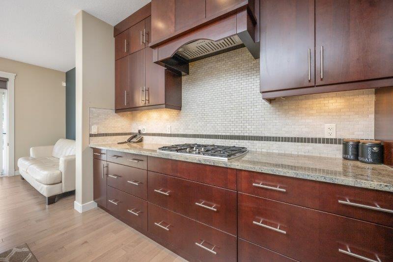 9335 14 Avenue Southwest, Calgary, 3 Bedrooms Bedrooms, 0 ,3.5 BathroomsBathrooms,Houses,Rented,9335 14 Avenue Southwest,0,3294