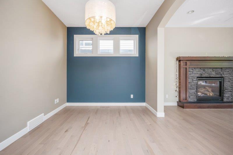 9335 14 Avenue Southwest, Calgary, 3 Bedrooms Bedrooms, 0 ,3.5 BathroomsBathrooms,Houses,Rented,9335 14 Avenue Southwest,0,3294