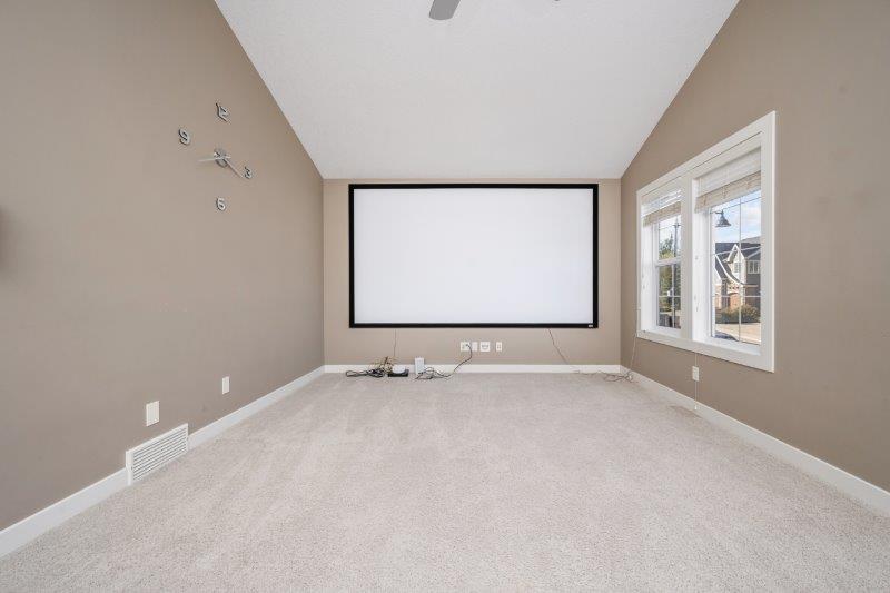 9335 14 Avenue Southwest, Calgary, 3 Bedrooms Bedrooms, 0 ,3.5 BathroomsBathrooms,Houses,Rented,9335 14 Avenue Southwest,0,3294