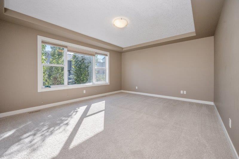 9335 14 Avenue Southwest, Calgary, 3 Bedrooms Bedrooms, 0 ,3.5 BathroomsBathrooms,Houses,Rented,9335 14 Avenue Southwest,0,3294