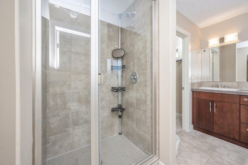 9335 14 Avenue Southwest, Calgary, 3 Bedrooms Bedrooms, 0 ,3.5 BathroomsBathrooms,Houses,Rented,9335 14 Avenue Southwest,0,3294