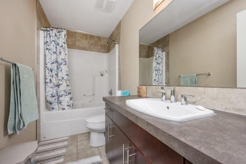 9335 14 Avenue Southwest, Calgary, 3 Bedrooms Bedrooms, 0 ,3.5 BathroomsBathrooms,Houses,Rented,9335 14 Avenue Southwest,0,3294