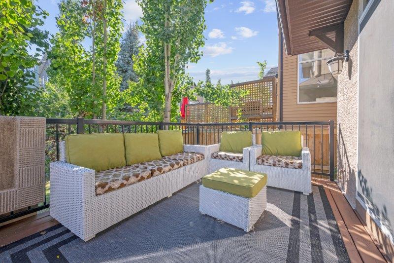 9335 14 Avenue Southwest, Calgary, 3 Bedrooms Bedrooms, 0 ,3.5 BathroomsBathrooms,Houses,Rented,9335 14 Avenue Southwest,0,3294
