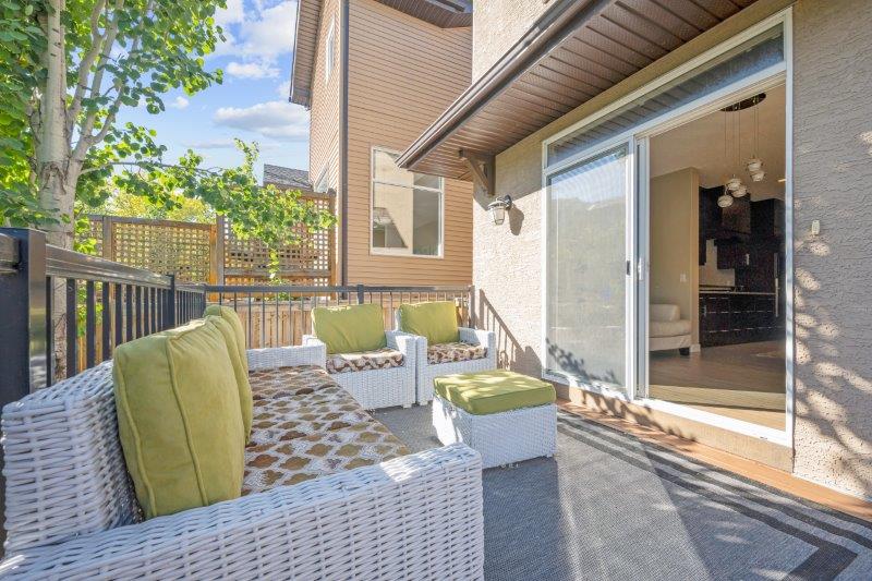 9335 14 Avenue Southwest, Calgary, 3 Bedrooms Bedrooms, 0 ,3.5 BathroomsBathrooms,Houses,Rented,9335 14 Avenue Southwest,0,3294