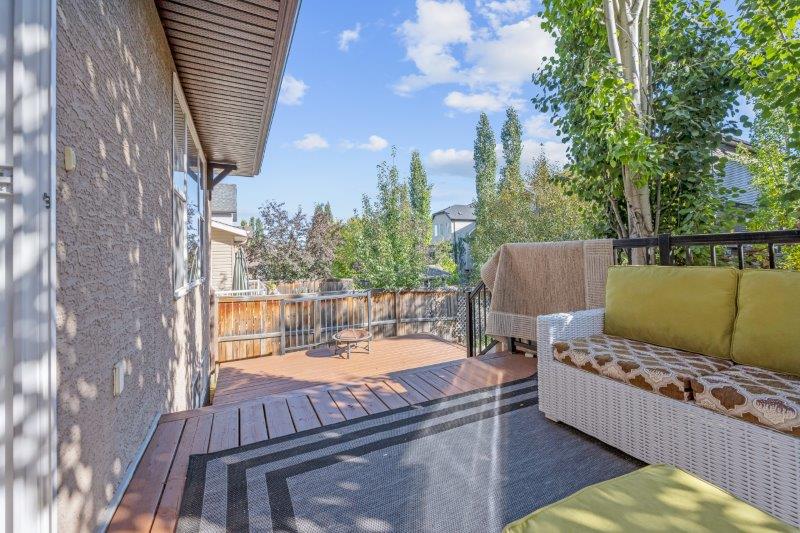 9335 14 Avenue Southwest, Calgary, 3 Bedrooms Bedrooms, 0 ,3.5 BathroomsBathrooms,Houses,Rented,9335 14 Avenue Southwest,0,3294