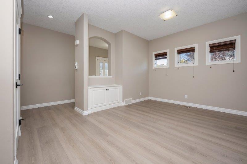 28 Kincora Glen Rise Northwest, Calgary, 4 Bedrooms Bedrooms, 0 ,3.5 BathroomsBathrooms,Houses,For Rent,28 Kincora Glen Rise Northwest,0,3295