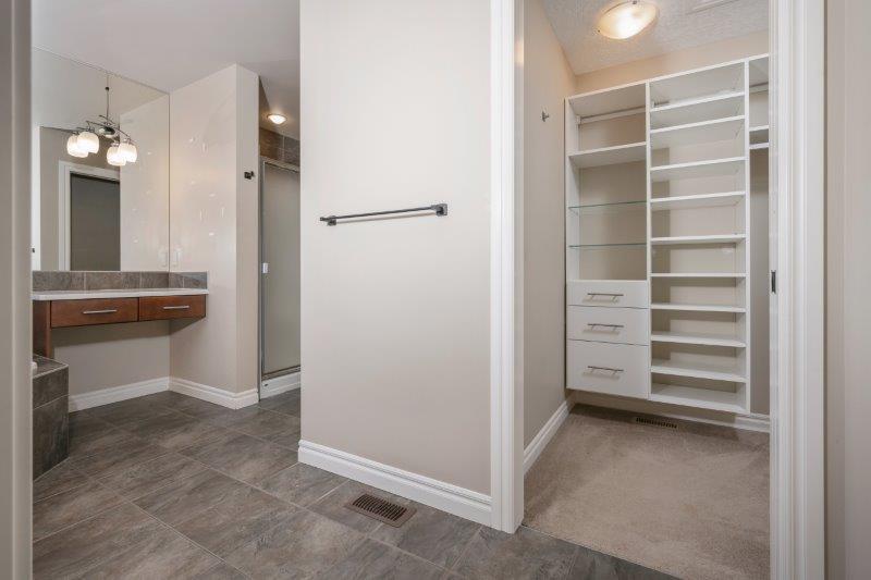 28 Kincora Glen Rise Northwest, Calgary, 4 Bedrooms Bedrooms, 0 ,3.5 BathroomsBathrooms,Houses,For Rent,28 Kincora Glen Rise Northwest,0,3295