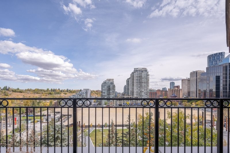 8801, 400 Eau Claire Avenue SW, Calgary, 2 Bedrooms Bedrooms, 0 ,2.5 BathroomsBathrooms,Condos/Townhouses,For Rent,Prince’s Island Estates,8801, 400 Eau Claire Avenue SW,0,3298