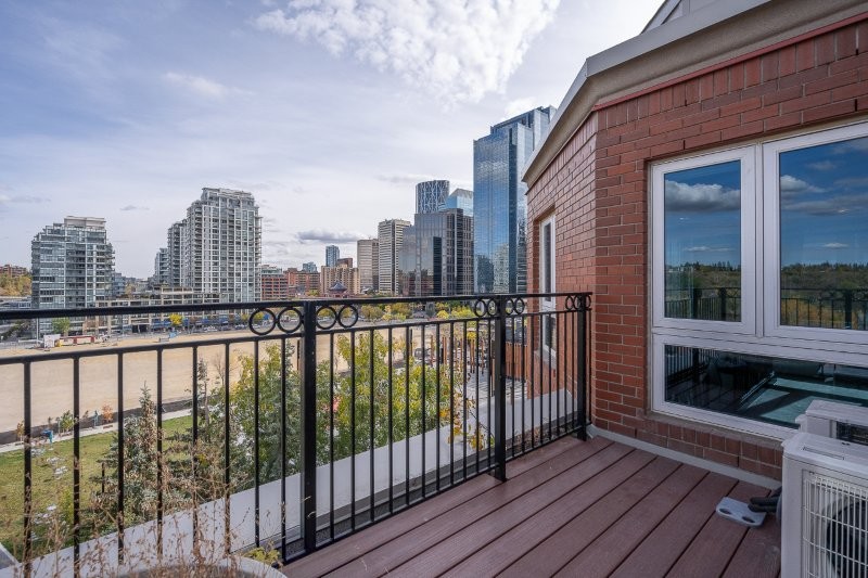 8801, 400 Eau Claire Avenue SW, Calgary, 2 Bedrooms Bedrooms, 0 ,2.5 BathroomsBathrooms,Condos/Townhouses,For Rent,Prince’s Island Estates,8801, 400 Eau Claire Avenue SW,0,3298
