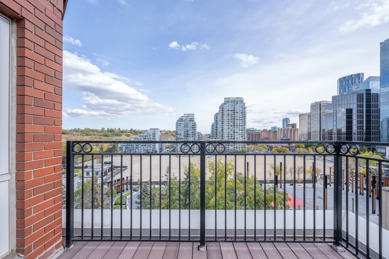 8801, 400 Eau Claire Avenue SW, Calgary, 2 Bedrooms Bedrooms, 0 ,2.5 BathroomsBathrooms,Condos/Townhouses,For Rent,Prince’s Island Estates,8801, 400 Eau Claire Avenue SW,0,3298