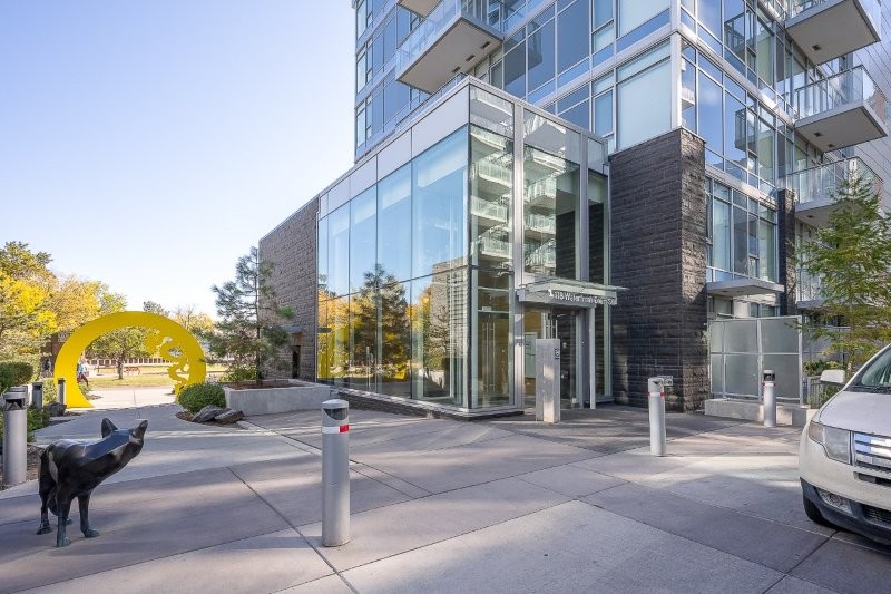 302, 118 Waterfront Court SW, Calgary, 2 Bedrooms Bedrooms, 0 ,2 BathroomsBathrooms,Condos/Townhouses,For Rent,Parkside at Waterfront - 2A,302, 118 Waterfront Court SW,0,3299