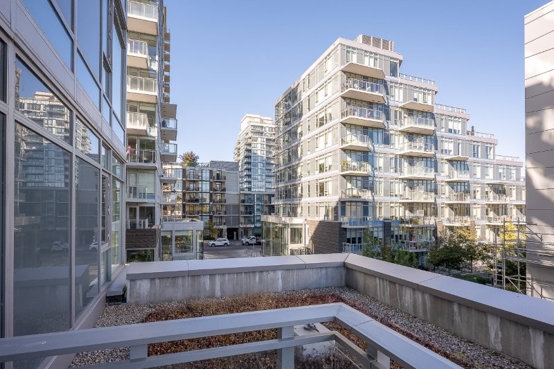 302, 118 Waterfront Court SW, Calgary, 2 Bedrooms Bedrooms, 0 ,2 BathroomsBathrooms,Condos/Townhouses,For Rent,Parkside at Waterfront - 2A,302, 118 Waterfront Court SW,0,3299