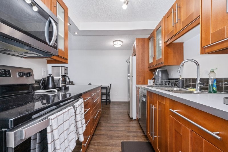 203, 515 57 Avenue SW, Calgary, 1 Bedroom Bedrooms, 0 ,1 BathroomBathrooms,Condos/Townhouses,For Rent,Windsor Manor,203, 515 57 Avenue SW,0,3302