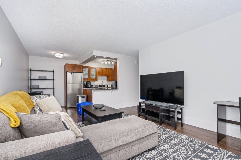 203, 515 57 Avenue SW, Calgary, 1 Bedroom Bedrooms, 0 ,1 BathroomBathrooms,Condos/Townhouses,For Rent,Windsor Manor,203, 515 57 Avenue SW,0,3302