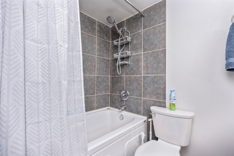 203, 515 57 Avenue SW, Calgary, 1 Bedroom Bedrooms, 0 ,1 BathroomBathrooms,Condos/Townhouses,For Rent,Windsor Manor,203, 515 57 Avenue SW,0,3302