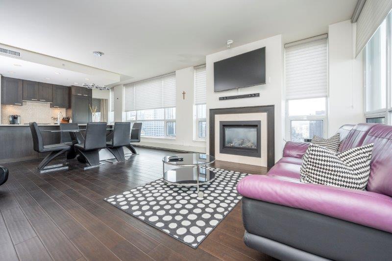1821, 222 Riverfront Avenue SW, Calgary, 2.5 Bedrooms Bedrooms, 0 ,2 BathroomsBathrooms,Condos/Townhouses,For Rent,Waterfront,1821, 222 Riverfront Avenue SW,0,3305