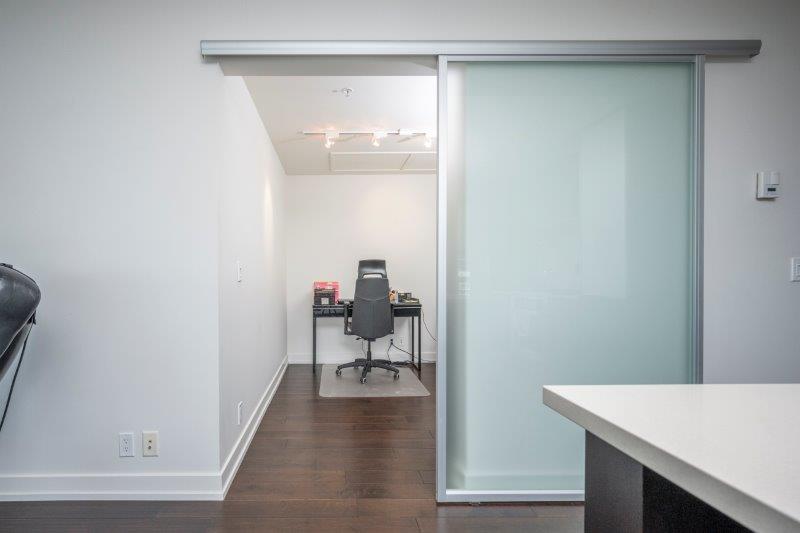 1821, 222 Riverfront Avenue SW, Calgary, 2.5 Bedrooms Bedrooms, 0 ,2 BathroomsBathrooms,Condos/Townhouses,For Rent,Waterfront,1821, 222 Riverfront Avenue SW,0,3305