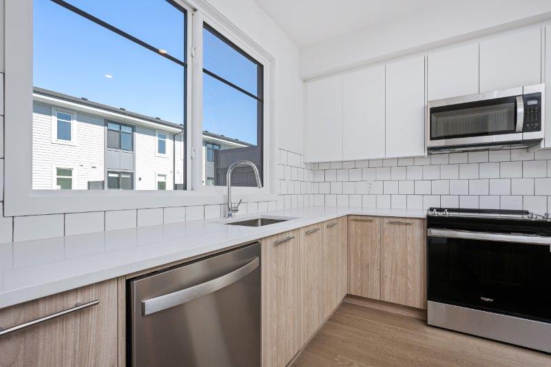 206, 857 Belmont Drive SW, Calgary, 2 Bedrooms Bedrooms, 0 ,2.5 BathroomsBathrooms,Condos/Townhouses,For Rent,206, 857 Belmont Drive SW,0,3308