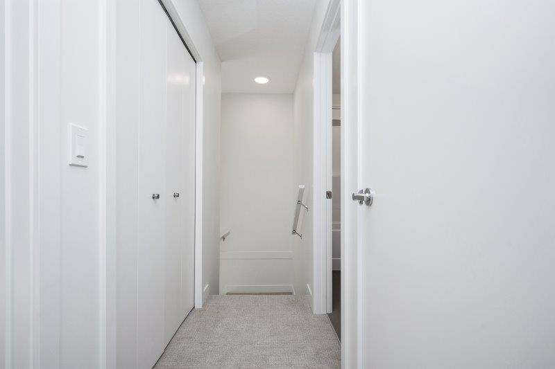 206, 857 Belmont Drive SW, Calgary, 2 Bedrooms Bedrooms, 0 ,2.5 BathroomsBathrooms,Condos/Townhouses,For Rent,206, 857 Belmont Drive SW,0,3308