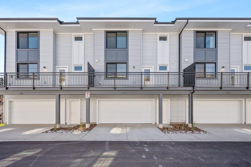 206, 857 Belmont Drive SW, Calgary, 2 Bedrooms Bedrooms, 0 ,2.5 BathroomsBathrooms,Condos/Townhouses,For Rent,206, 857 Belmont Drive SW,0,3308