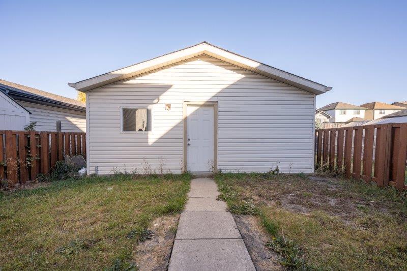 58 Saddlemont Way NE, Calgary, 3 Bedrooms Bedrooms, 0 ,1.5 BathroomsBathrooms,Houses,For Rent,58 Saddlemont Way NE,0,3309