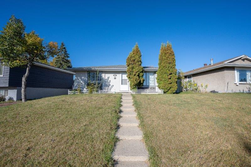 3800 Dover Ridge Drive SE - Unit A, Calgary, 3 Bedrooms Bedrooms, 0 ,1 BathroomBathrooms,Houses,For Rent,3800 Dover Ridge Drive SE - Unit A,0,3310