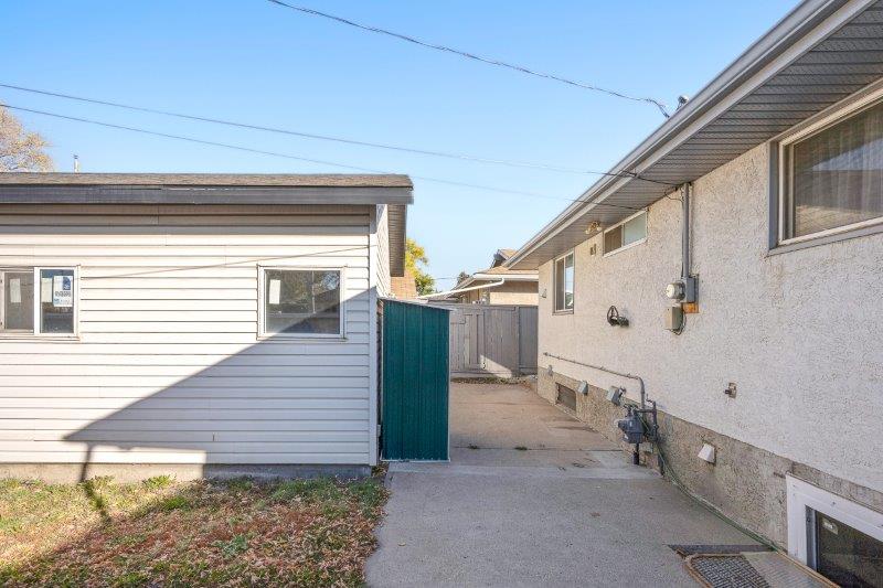 3800 Dover Ridge Drive SE - Unit A, Calgary, 3 Bedrooms Bedrooms, 0 ,1 BathroomBathrooms,Houses,For Rent,3800 Dover Ridge Drive SE - Unit A,0,3310