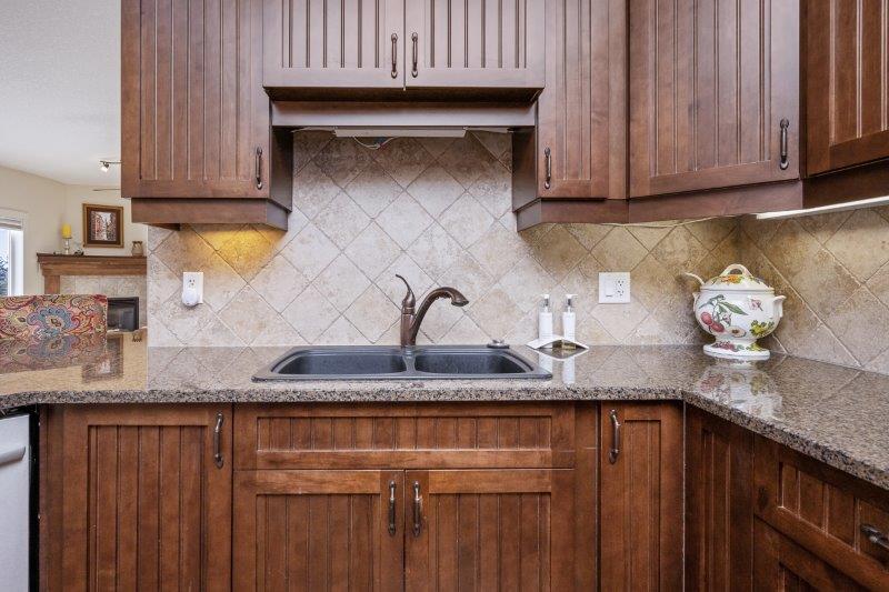 544 Rocky Vista Gardens NW, Calgary, 2 Bedrooms Bedrooms, 0 ,2 BathroomsBathrooms,Condos/Townhouses,For Rent,0,3311