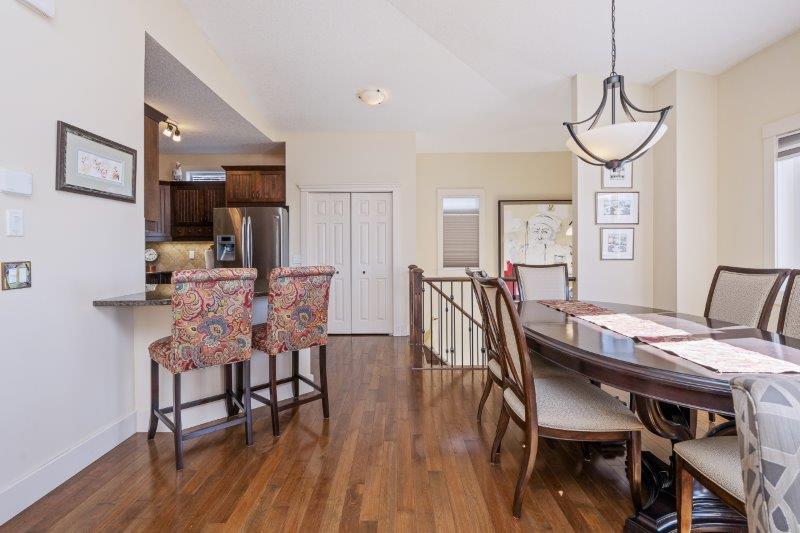 544 Rocky Vista Gardens NW, Calgary, 2 Bedrooms Bedrooms, 0 ,2 BathroomsBathrooms,Condos/Townhouses,For Rent,0,3311