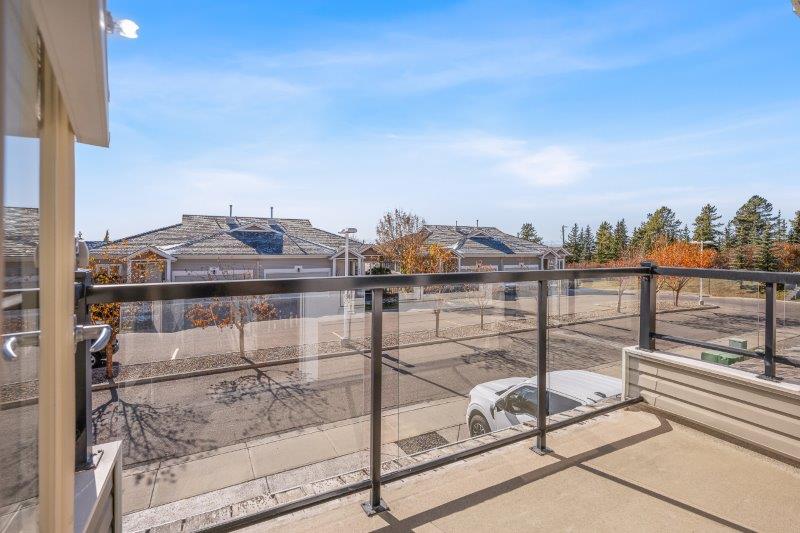 544 Rocky Vista Gardens NW, Calgary, 2 Bedrooms Bedrooms, 0 ,2 BathroomsBathrooms,Condos/Townhouses,For Rent,0,3311