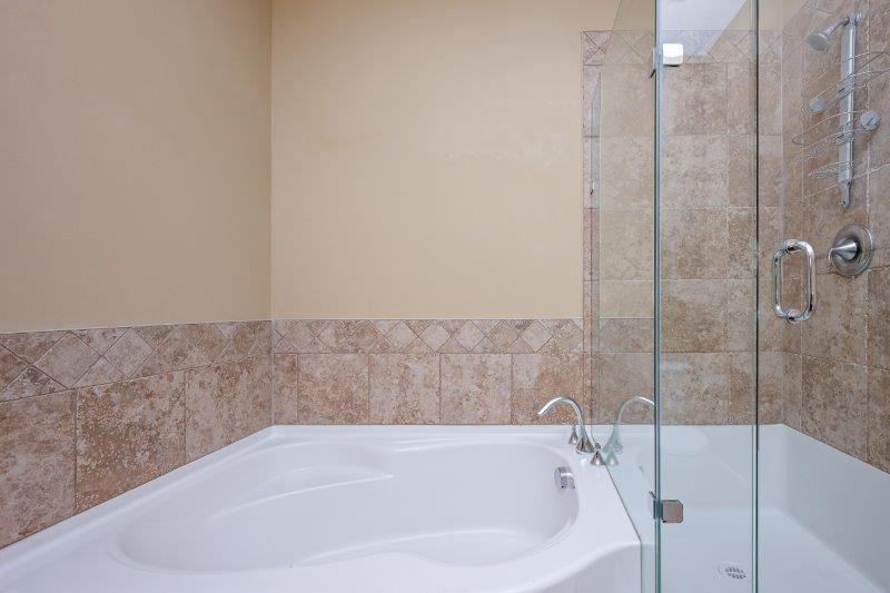 544 Rocky Vista Gardens NW, Calgary, 2 Bedrooms Bedrooms, 0 ,2 BathroomsBathrooms,Condos/Townhouses,For Rent,0,3311