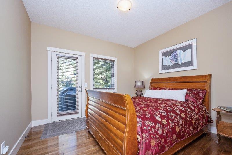 544 Rocky Vista Gardens NW, Calgary, 2 Bedrooms Bedrooms, 0 ,2 BathroomsBathrooms,Condos/Townhouses,For Rent,0,3311