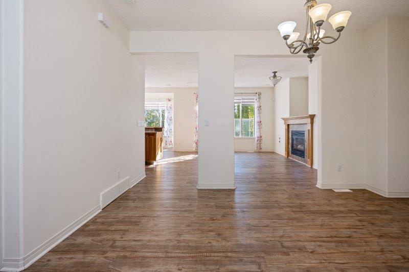 121 Rockbluff Place NW, Calgary, 4 Bedrooms Bedrooms, 0 ,3.5 BathroomsBathrooms,Houses,For Rent,121 Rockbluff Place NW,0,3312