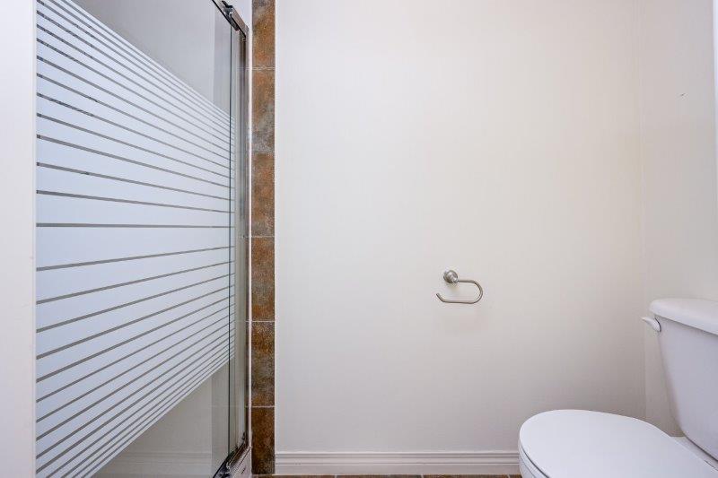121 Rockbluff Place NW, Calgary, 4 Bedrooms Bedrooms, 0 ,3.5 BathroomsBathrooms,Houses,For Rent,121 Rockbluff Place NW,0,3312
