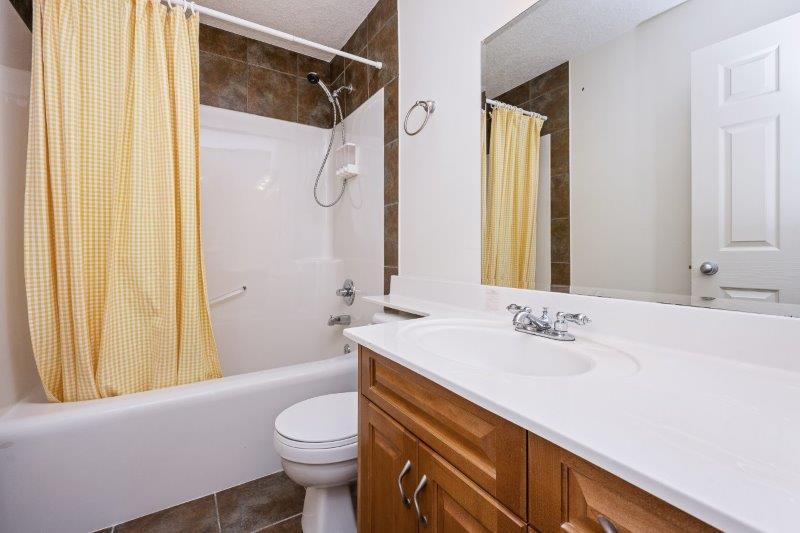 121 Rockbluff Place NW, Calgary, 4 Bedrooms Bedrooms, 0 ,3.5 BathroomsBathrooms,Houses,For Rent,121 Rockbluff Place NW,0,3312