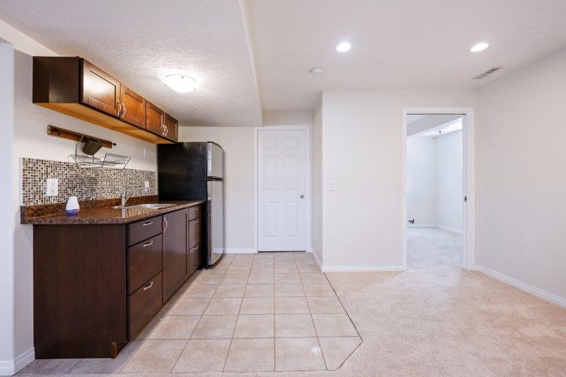 121 Rockbluff Place NW, Calgary, 4 Bedrooms Bedrooms, 0 ,3.5 BathroomsBathrooms,Houses,For Rent,121 Rockbluff Place NW,0,3312