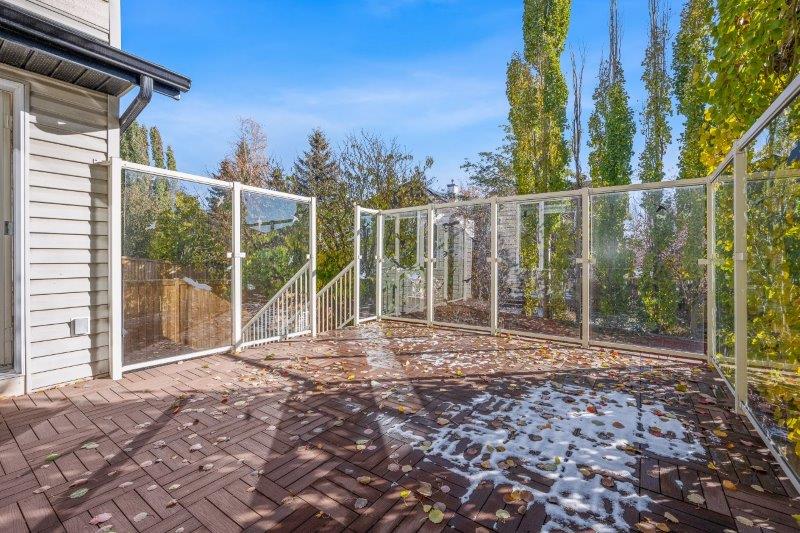121 Rockbluff Place NW, Calgary, 4 Bedrooms Bedrooms, 0 ,3.5 BathroomsBathrooms,Houses,For Rent,121 Rockbluff Place NW,0,3312