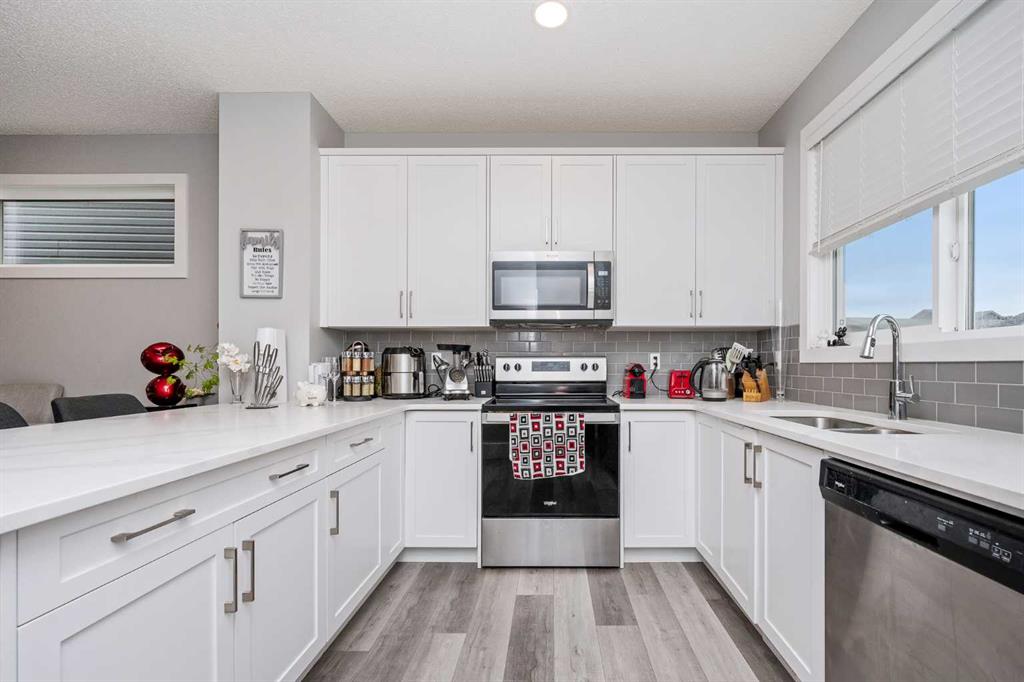 229 Belmont Street SW, Calgary, 3 Bedrooms Bedrooms, 0 ,2 BathroomsBathrooms,Houses,For Sale,0,3313 229 Belmont Street SW, Calgary, 3 Bedrooms Bedrooms, 0 ,2 BathroomsBathrooms,Houses,For Sale,0,3313