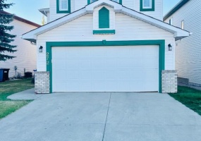 272 Applestone Park SE, Calgary, 3 Bedrooms Bedrooms, 0 ,2 BathroomsBathrooms,Houses,For Sale,0,3315 272 Applestone Park SE, Calgary, 3 Bedrooms Bedrooms, 0 ,2 BathroomsBathrooms,Houses,For Sale,0,3315