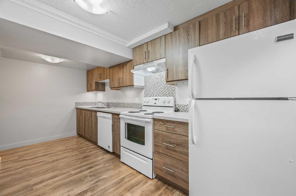 3800 Dover Ridge Drive Southeast, Calgary, 2 Bedrooms Bedrooms, 0 ,1 BathroomBathrooms,Houses,For Rent,3800 Dover Ridge Drive Southeast,0,3318 3800 Dover Ridge Drive Southeast, Calgary, 2 Bedrooms Bedrooms, 0 ,1 BathroomBathrooms,Houses,For Rent,3800 Dover Ridge Drive Southeast,0,3318