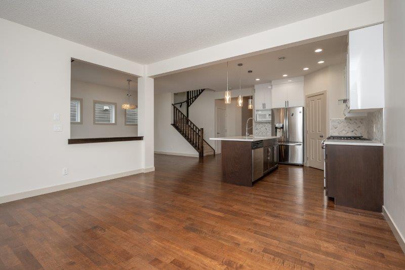 130 Panora Court NW, Calgary, 3.5 Bedrooms Bedrooms, 0 ,2.5 BathroomsBathrooms,Houses,For Rent,130 Panora Court NW,0,3322