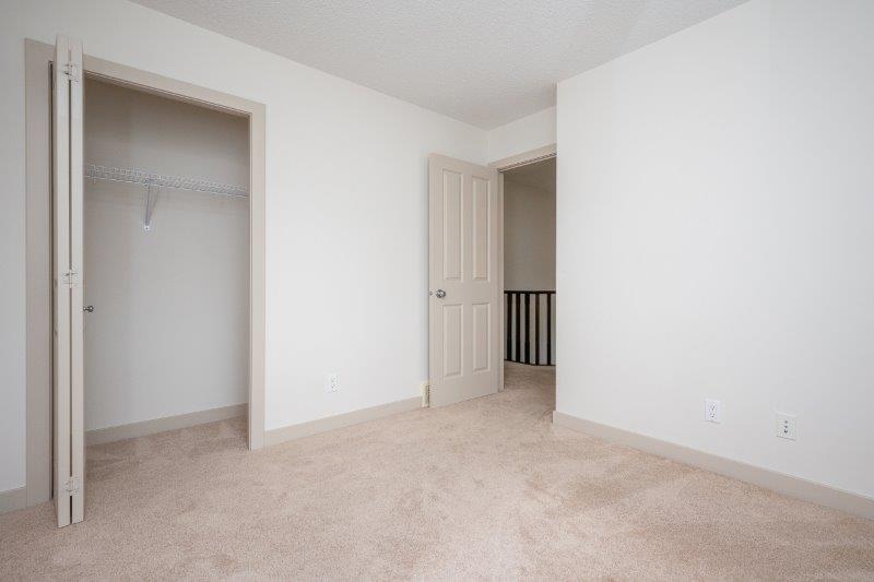 130 Panora Court NW, Calgary, 3.5 Bedrooms Bedrooms, 0 ,2.5 BathroomsBathrooms,Houses,For Rent,130 Panora Court NW,0,3322