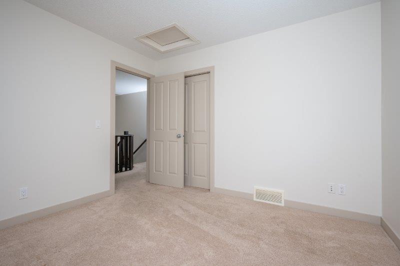 130 Panora Court NW, Calgary, 3.5 Bedrooms Bedrooms, 0 ,2.5 BathroomsBathrooms,Houses,For Rent,130 Panora Court NW,0,3322