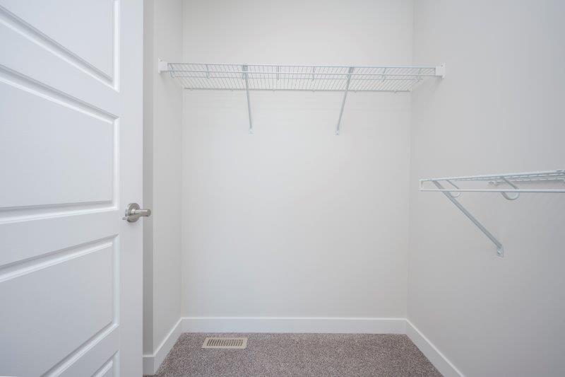 378 Alpine Ave SW, Calgary, 3 Bedrooms Bedrooms, 0 ,2.5 BathroomsBathrooms,Condos/Townhouses,For Rent,378 Alpine Ave SW,0,3323