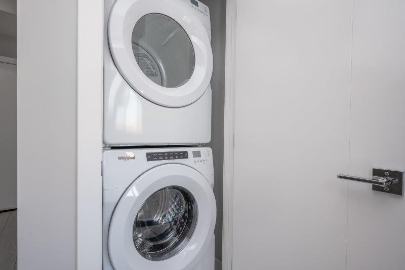 Chestermere, 2 Bedrooms Bedrooms, 0 ,2 BathroomsBathrooms,Condos/Townhouses,For Rent,Lockwood,0,3326 Chestermere, 2 Bedrooms Bedrooms, 0 ,2 BathroomsBathrooms,Condos/Townhouses,For Rent,Lockwood,0,3326