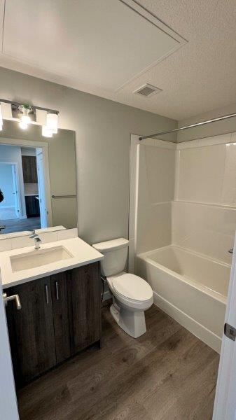 403, 655 Shawnee Square SW, Calgary, 2.5 Bedrooms Bedrooms, 0 ,2 BathroomsBathrooms,Condos/Townhouses,For Rent,Metroside 6,403, 655 Shawnee Square SW,0,3327 403, 655 Shawnee Square SW, Calgary, 2.5 Bedrooms Bedrooms, 0 ,2 BathroomsBathrooms,Condos/Townhouses,For Rent,Metroside 6,403, 655 Shawnee Square SW,0,3327