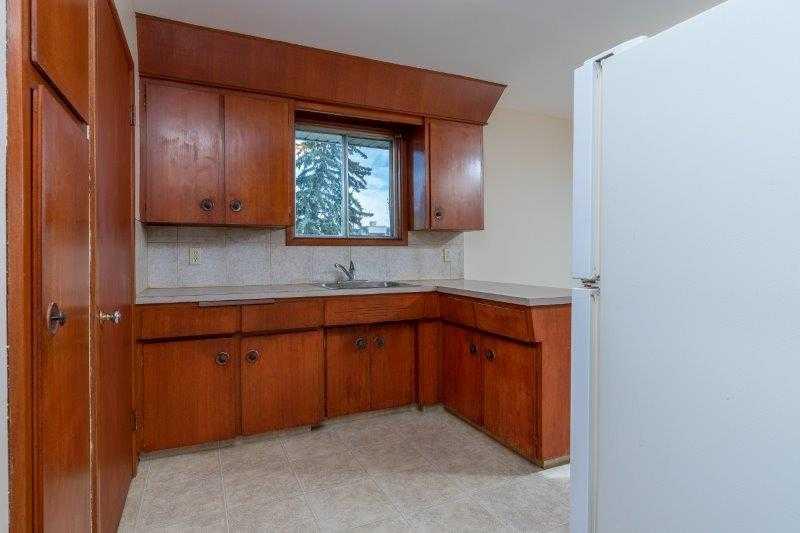 6803 6 Street SW, Calgary, 4 Bedrooms Bedrooms, 0 ,2 BathroomsBathrooms,Condos/Townhouses,For Sale,0,3336