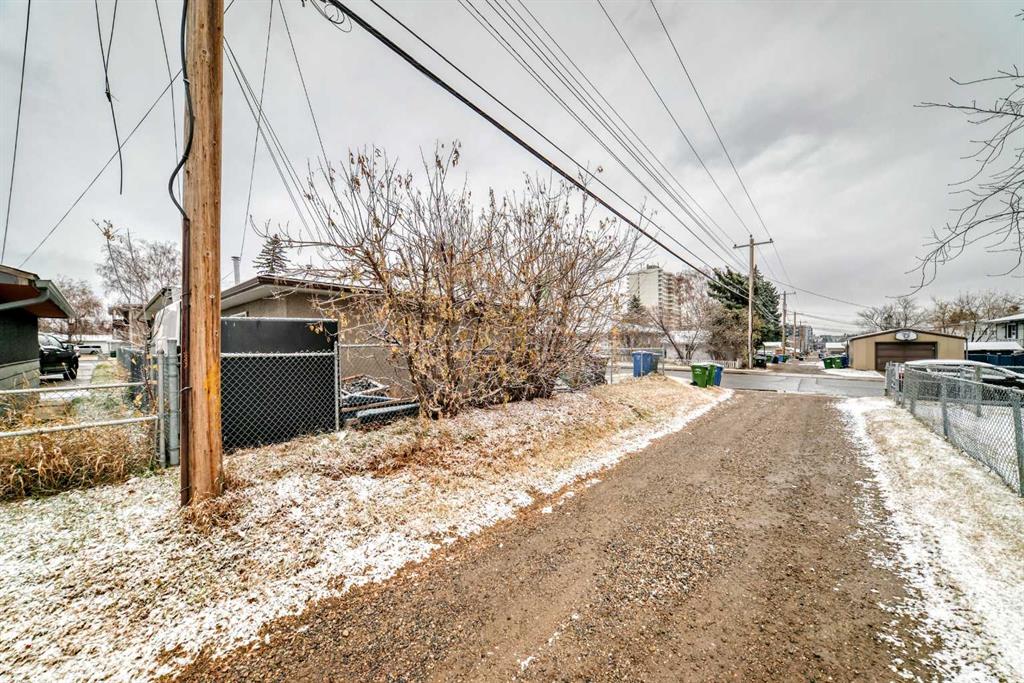 6803 6 Street SW, Calgary, 4 Bedrooms Bedrooms, 0 ,2 BathroomsBathrooms,Condos/Townhouses,For Sale,0,3336