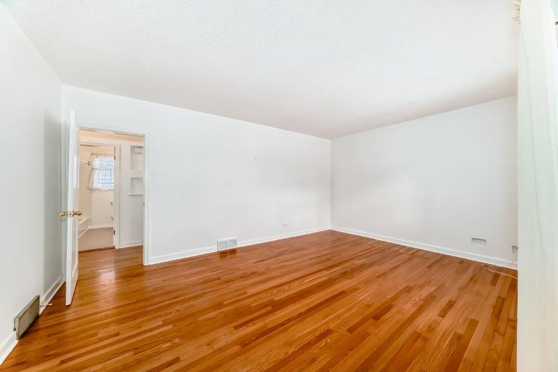 528 17 Avenue NE, Calgary, 2 Bedrooms Bedrooms, 0 ,1 BathroomBathrooms,Houses,For Rent,528 17 Avenue NE,0,3340 528 17 Avenue NE, Calgary, 2 Bedrooms Bedrooms, 0 ,1 BathroomBathrooms,Houses,For Rent,528 17 Avenue NE,0,3340